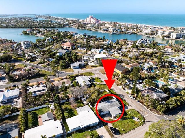 301 41ST AVENUE, St Pete Beach, FL 33706