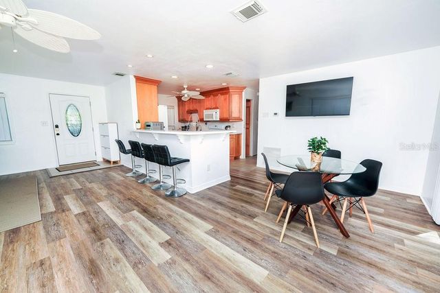 301 41ST AVENUE, St Pete Beach, FL 33706