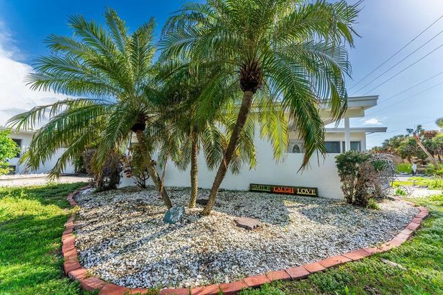 301 41ST AVENUE, St Pete Beach, FL 33706