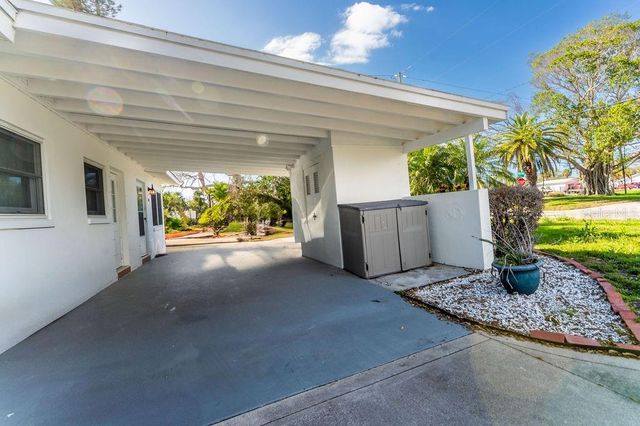 301 41ST AVENUE, St Pete Beach, FL 33706