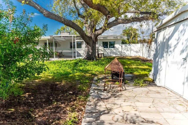 301 41ST AVENUE, St Pete Beach, FL 33706