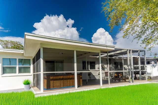 301 41ST AVENUE, St Pete Beach, FL 33706