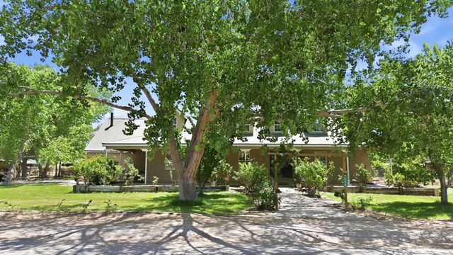 600 Camino De Corrales Del Norte, Corrales, NM 87048