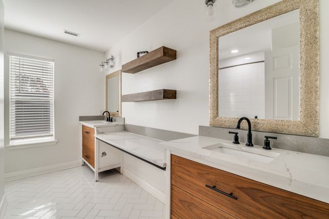 2941 Clearmeadow Drive, Mesquite, TX 75181