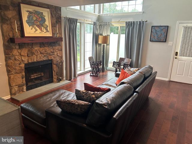 5 BROOKSIDE CT, Horsham, PA 19044