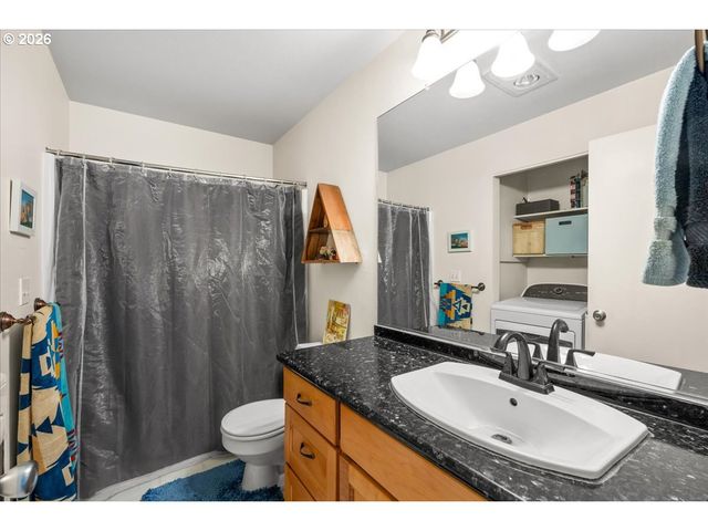 8510 Sw CURRY Dr A, Wilsonville, OR 97070