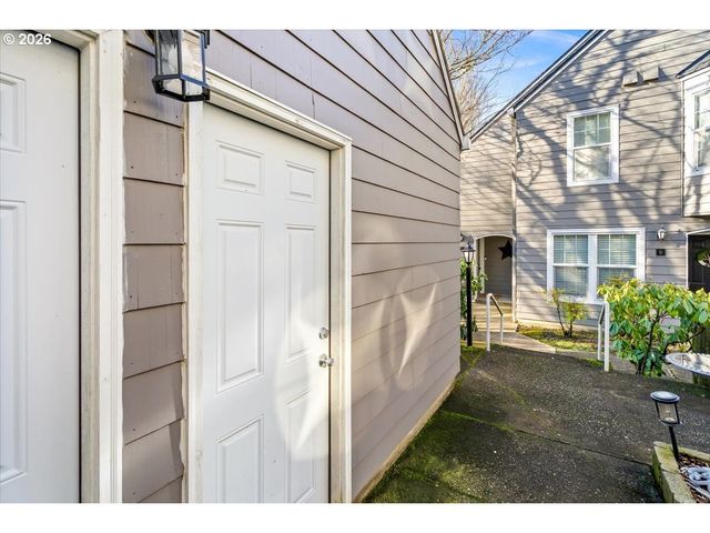 8510 Sw CURRY Dr A, Wilsonville, OR 97070