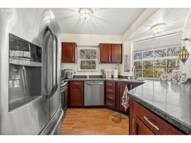 8510 Sw CURRY Dr A, Wilsonville, OR 97070