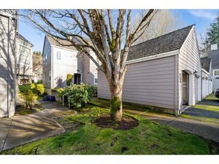 8510 Sw CURRY Dr A, Wilsonville, OR 97070