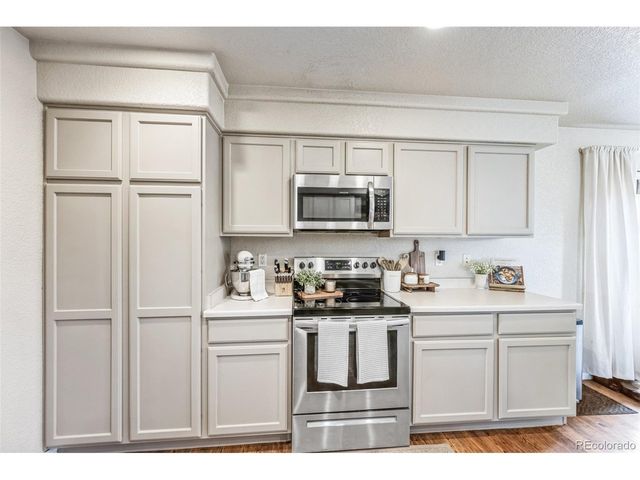 20000 Mitchell Pl 9, Denver, CO 80249