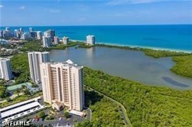 5550 HERON POINT DR 505, Naples, FL 34108
