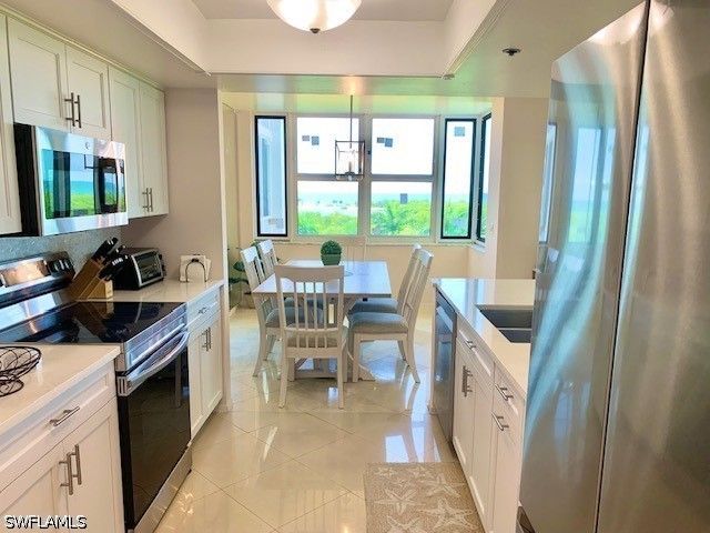 5550 HERON POINT DR 505, Naples, FL 34108