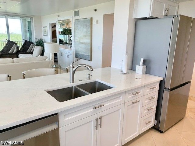 5550 HERON POINT DR 505, Naples, FL 34108