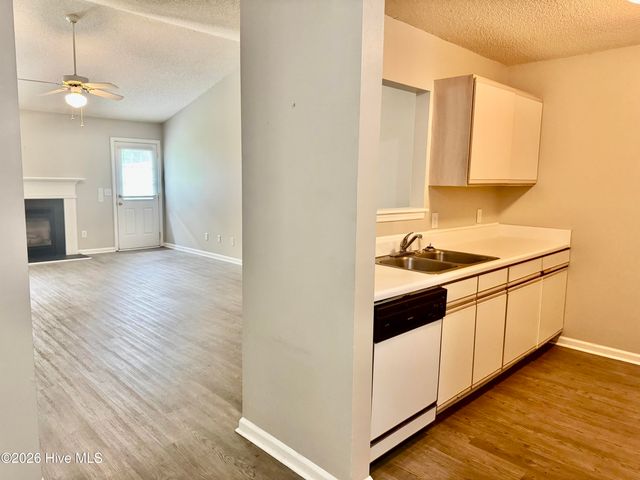 2621 Richard Drive A, Greenville, NC 27834