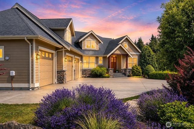 6818 Baker Ridge Drive, Lynden, WA 98264