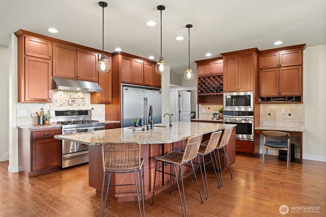 6818 Baker Ridge Drive, Lynden, WA 98264