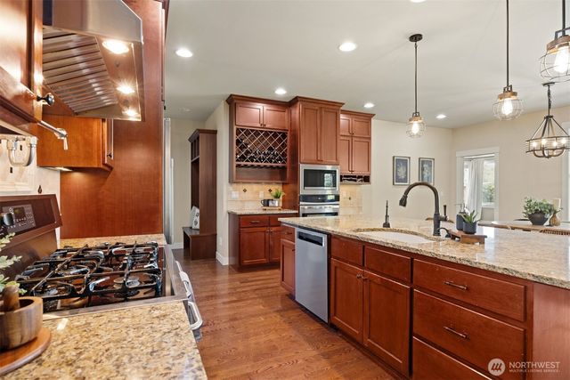 6818 Baker Ridge Drive, Lynden, WA 98264