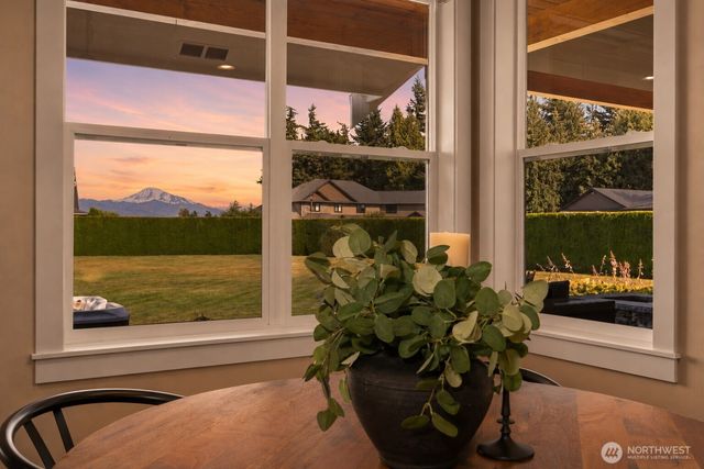 6818 Baker Ridge Drive, Lynden, WA 98264