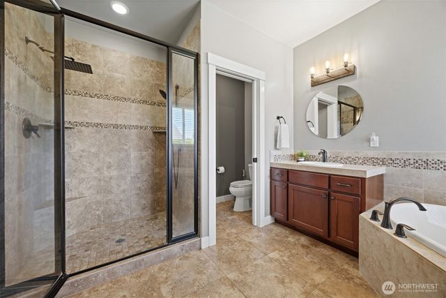 6818 Baker Ridge Drive, Lynden, WA 98264