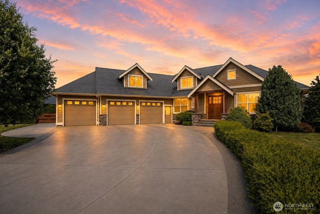 6818 Baker Ridge Drive, Lynden, WA 98264