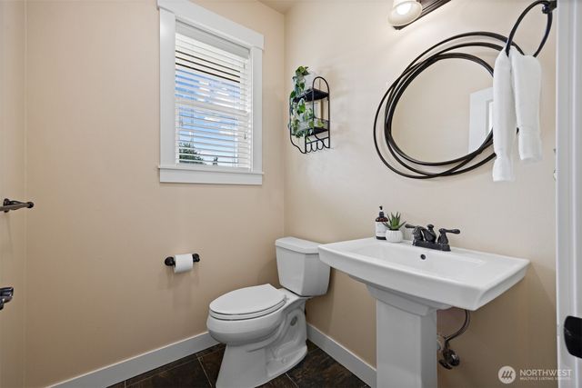 6818 Baker Ridge Drive, Lynden, WA 98264