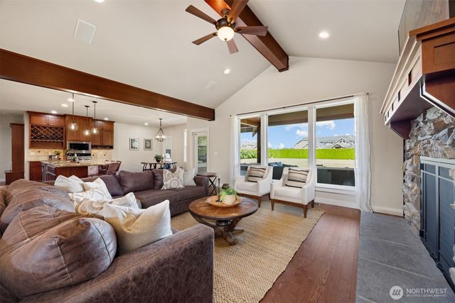 6818 Baker Ridge Drive, Lynden, WA 98264