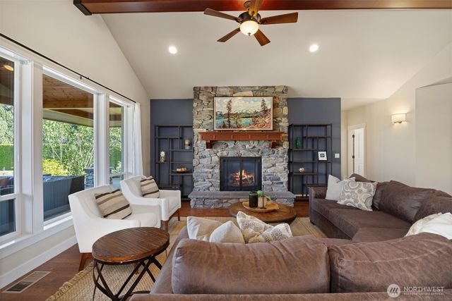 6818 Baker Ridge Drive, Lynden, WA 98264