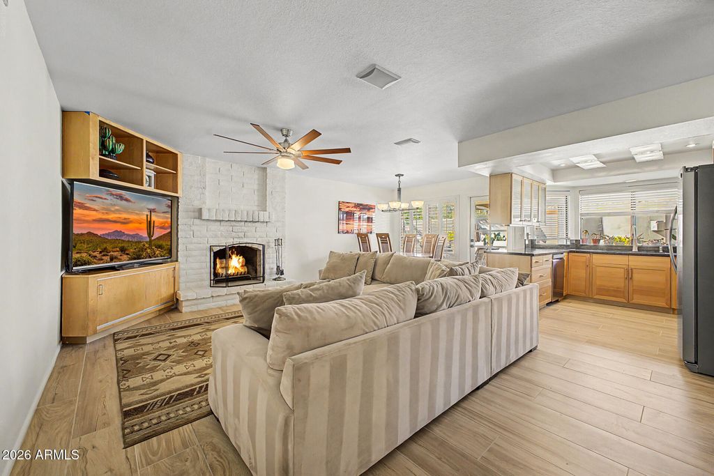 5002 E LE MARCHE Avenue, Scottsdale, AZ 85254 — exterior