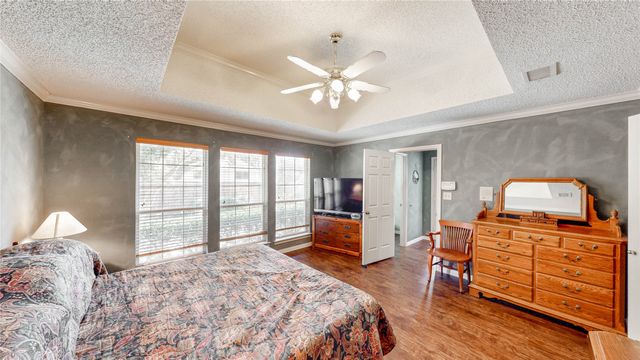 1916 Skelton Street, Flower Mound, TX 75022