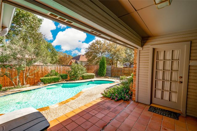 1916 Skelton Street, Flower Mound, TX 75022