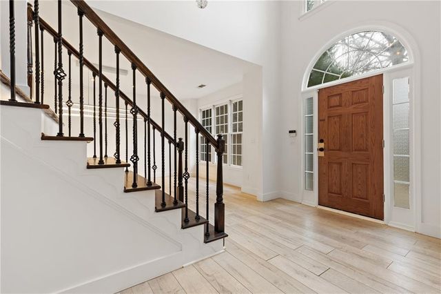 400 Eastcote Drive, Sandy Springs, GA 30350