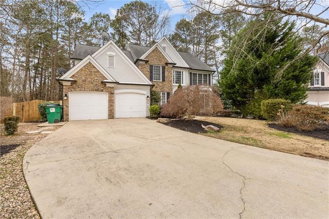 400 Eastcote Drive, Sandy Springs, GA 30350