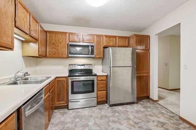 10726 Toledo Court, Bloomington, MN 55437