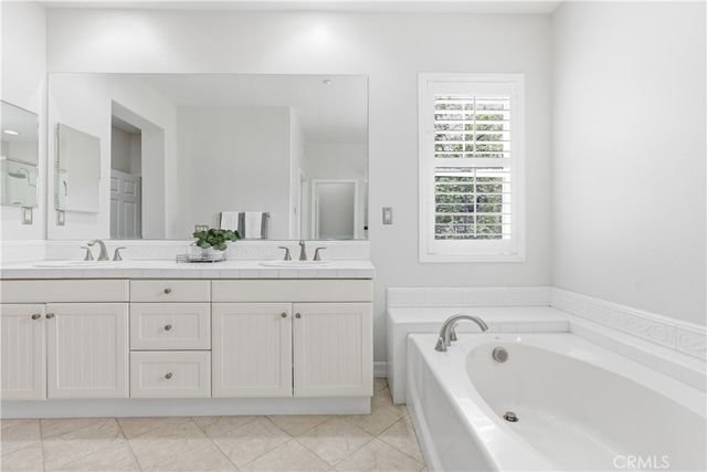 16 Orange Blossom Circle, Ladera Ranch, CA 92694