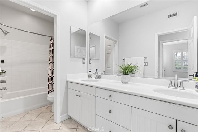 16 Orange Blossom Circle, Ladera Ranch, CA 92694