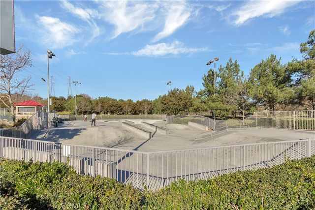 16 Orange Blossom Circle, Ladera Ranch, CA 92694