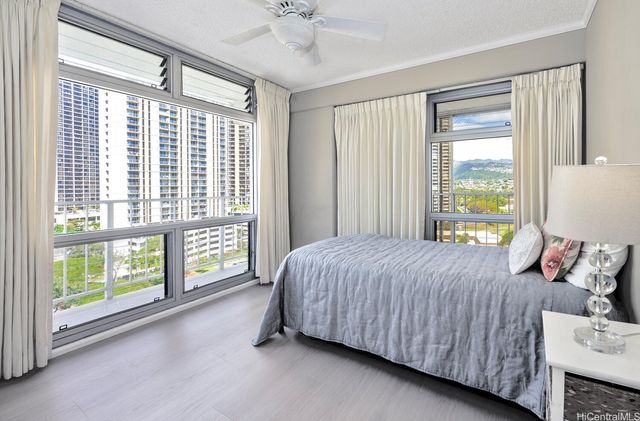 2575 Kuhio Avenue 1202, Honolulu, HI 96815
