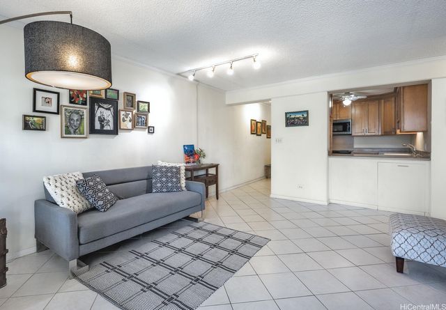 2575 Kuhio Avenue 1202, Honolulu, HI 96815