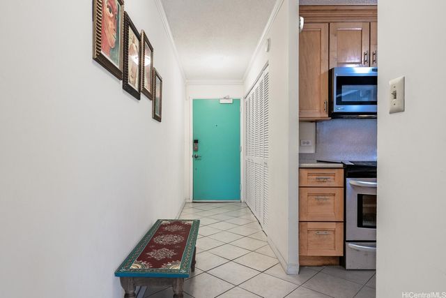 2575 Kuhio Avenue 1202, Honolulu, HI 96815