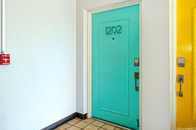 2575 Kuhio Avenue 1202, Honolulu, HI 96815