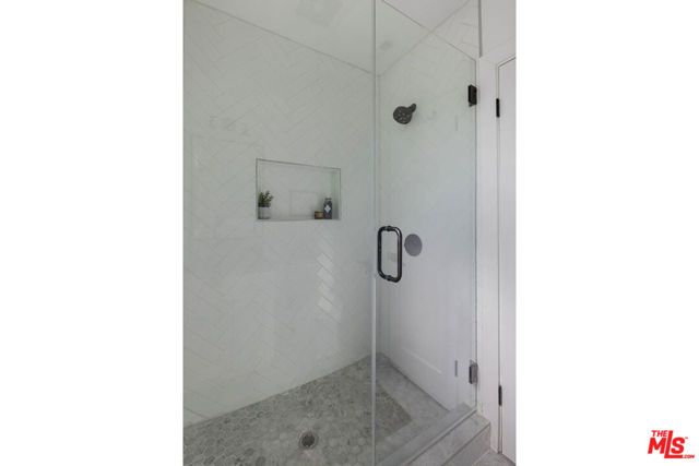 2589 El Sol Avenue, Altadena, CA 91001