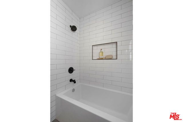 2589 El Sol Avenue, Altadena, CA 91001