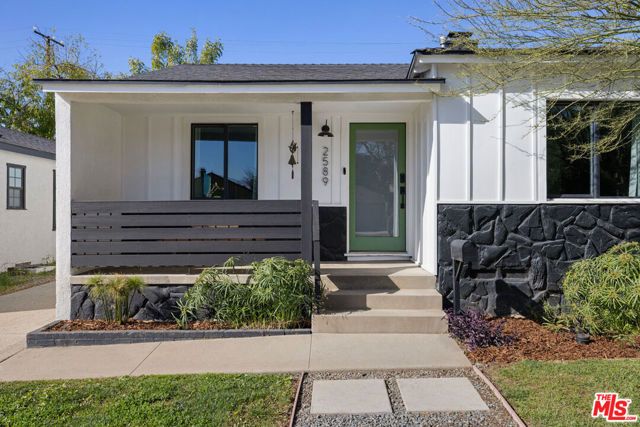 2589 El Sol Avenue, Altadena, CA 91001