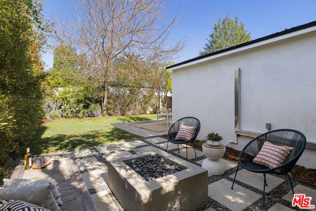 2589 El Sol Avenue, Altadena, CA 91001