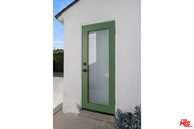 2589 El Sol Avenue, Altadena, CA 91001