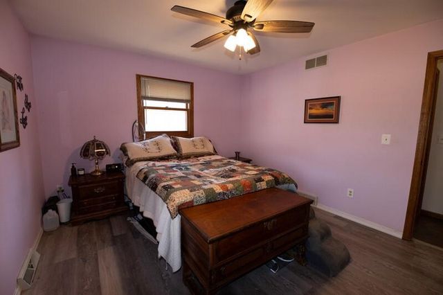 1952 Garland AVENUE, Waukesha, WI 53188