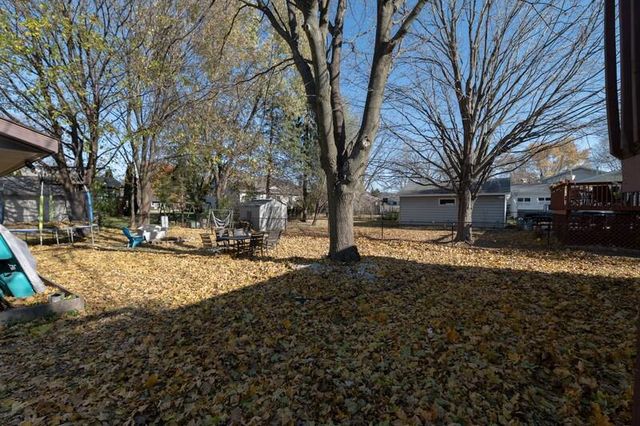 1952 Garland AVENUE, Waukesha, WI 53188