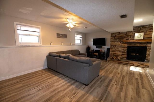 1952 Garland AVENUE, Waukesha, WI 53188