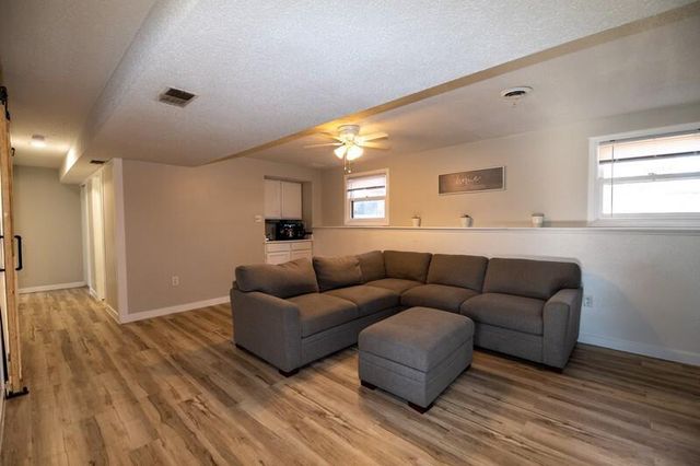 1952 Garland AVENUE, Waukesha, WI 53188