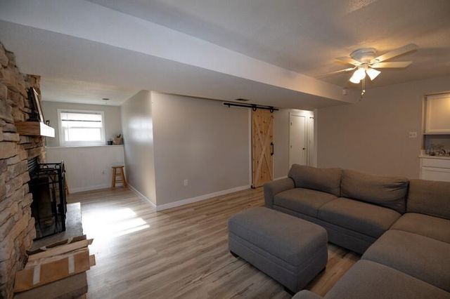 1952 Garland AVENUE, Waukesha, WI 53188